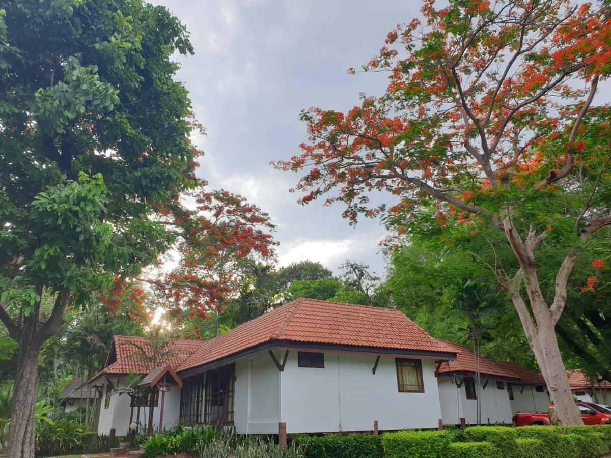 Supalai Pasak Resort Hotel And Spa Kaeng Khoi Dış mekan fotoğraf